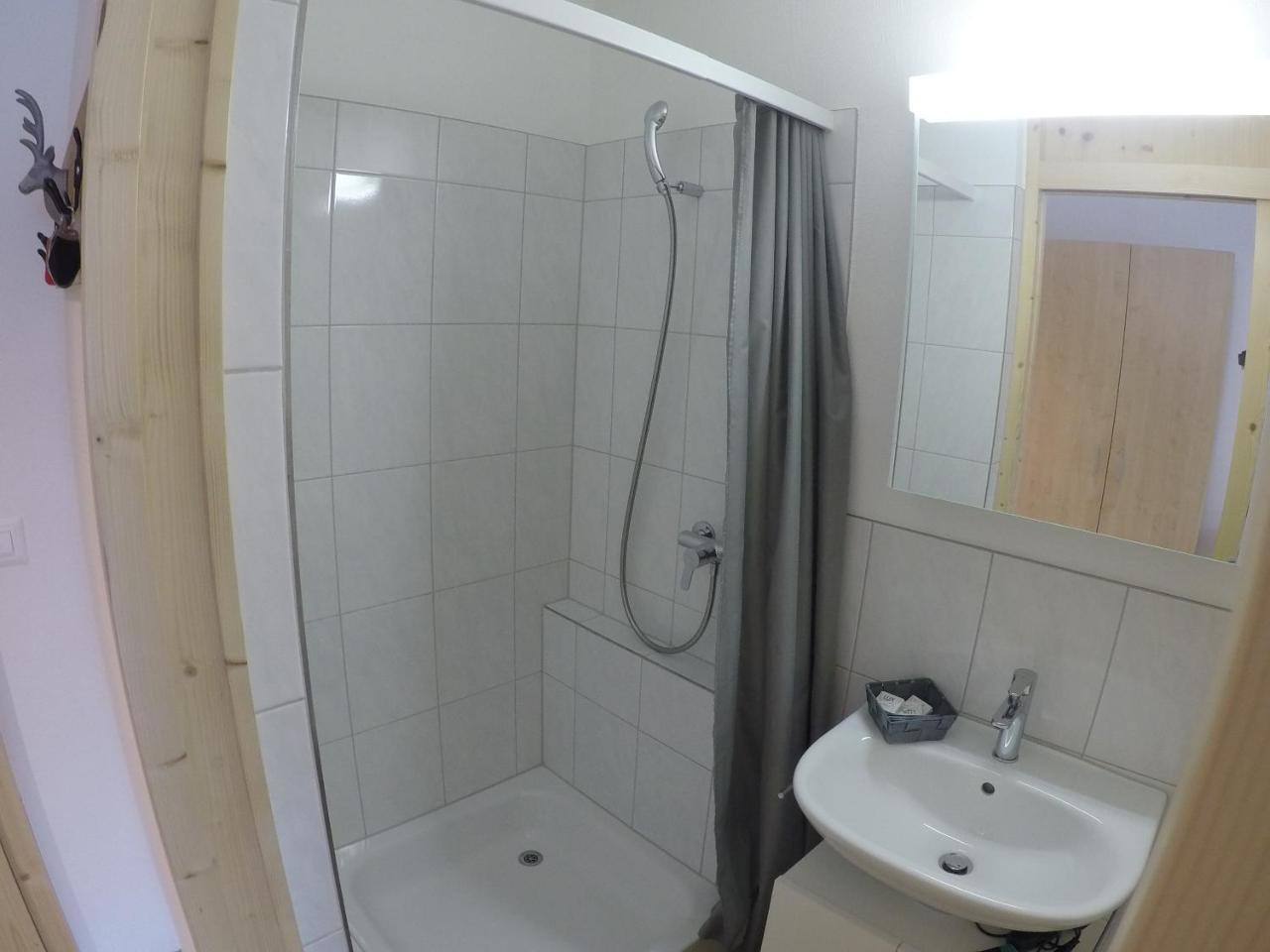 Haus Baracca Lägenhet Vella Exteriör bild