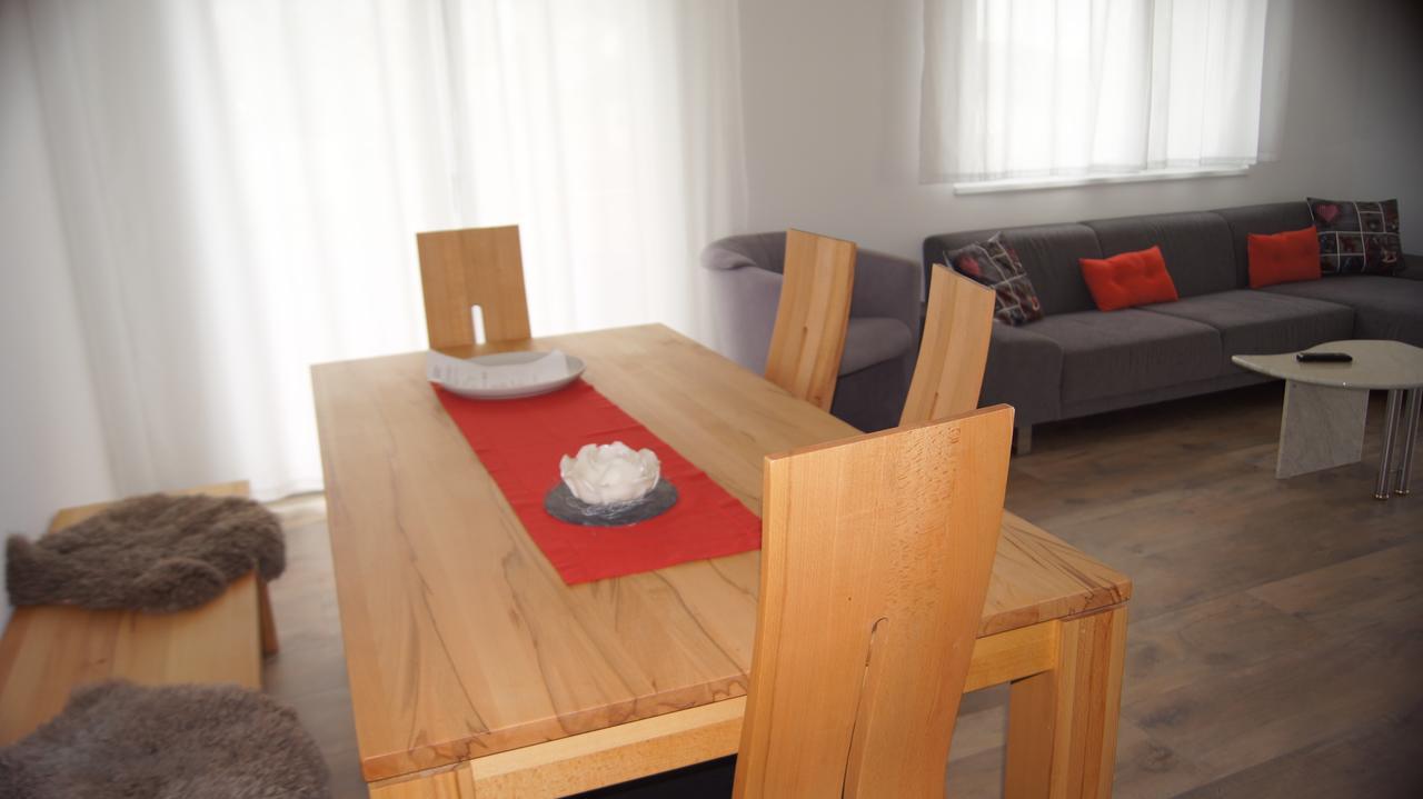 Haus Baracca Lägenhet Vella Exteriör bild